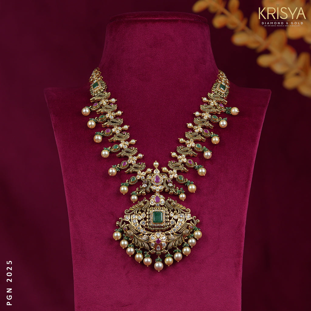 Gold Necklace with Emerald Beads    pgn2025